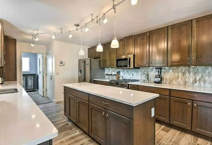 Upscale Sun City Home On South Golf Course