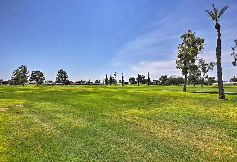 Upscale Sun City Home On South Golf Course