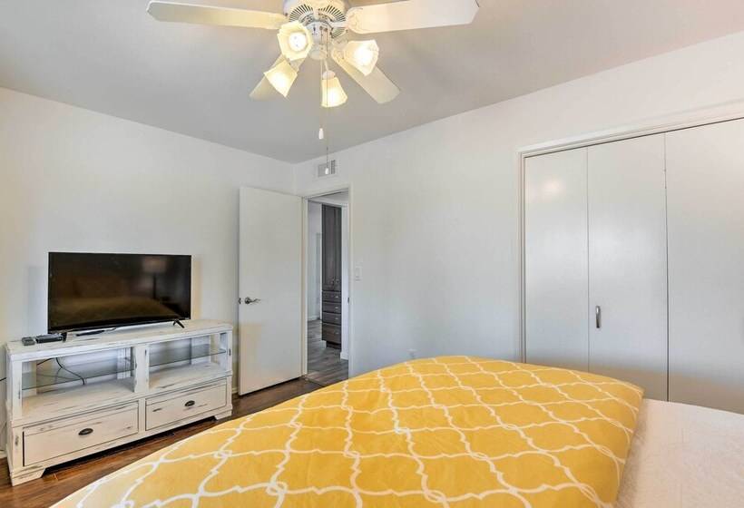 Upscale Sun City Home On South Golf Course