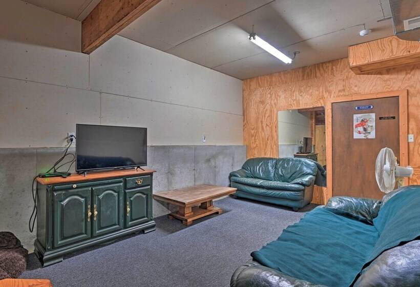 Waterfront Arkdale Retreat: 2 Acres W/ Deck & View