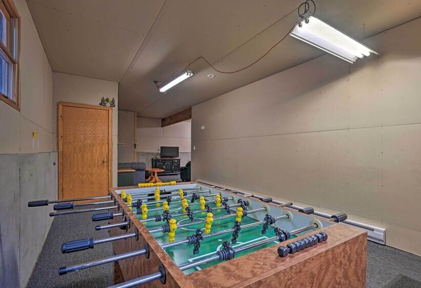 Waterfront Arkdale Retreat: 2 Acres W/ Deck & View