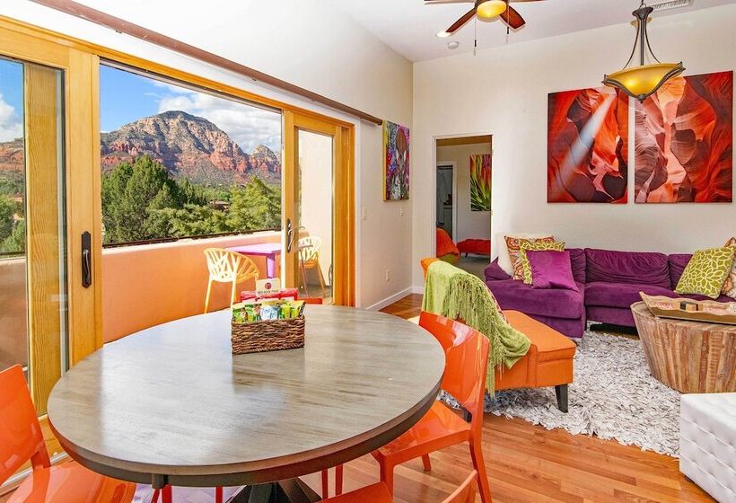 West Sedona House W/ Furnished Patio & Views!