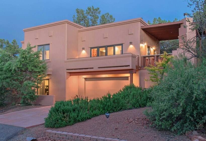 West Sedona House W/ Furnished Patio & Views!