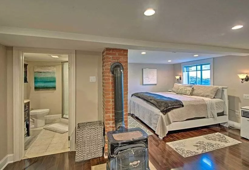 Winnipesaukee Lakefront Home With Dock & Views!