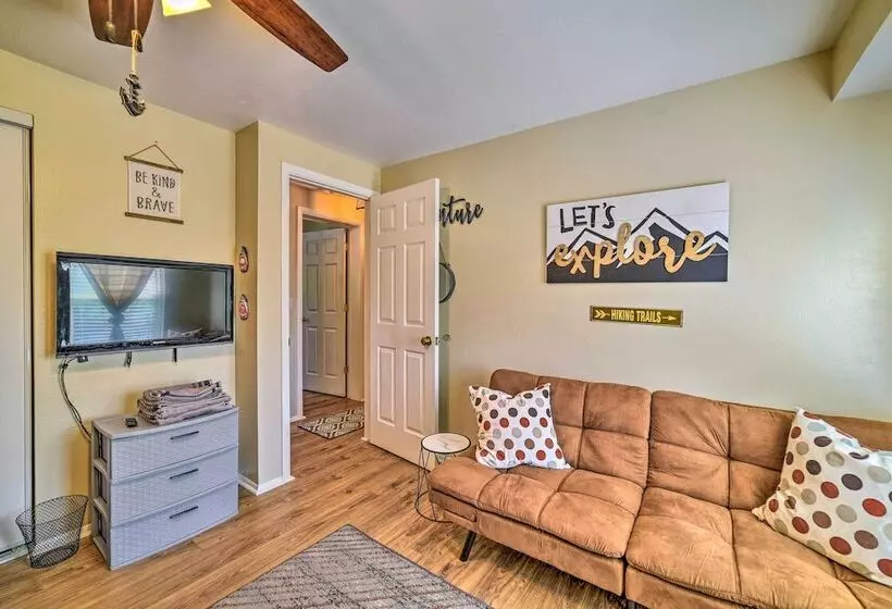 Vibrant Paradise In Page ~ 1 Mi To Canyon Tours!