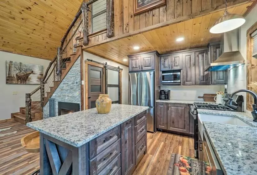 Fire Pit & Grill: Modern Beech Mountain Cabin!