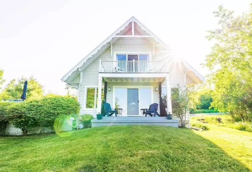 Finger Lakes Home W/ Private Pool & Lake Views!