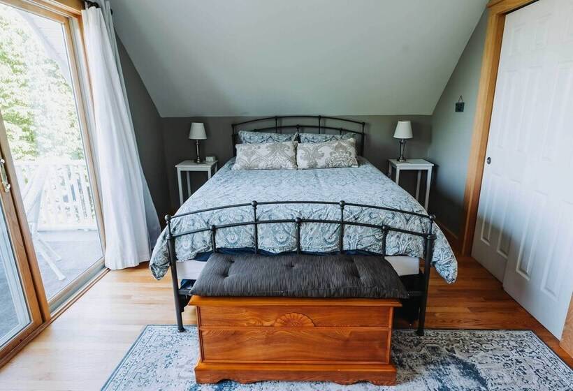 Finger Lakes Home W/ Private Pool & Lake Views!