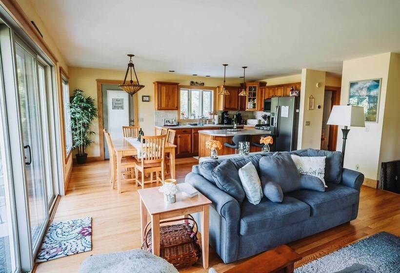 Finger Lakes Home W/ Private Pool & Lake Views!