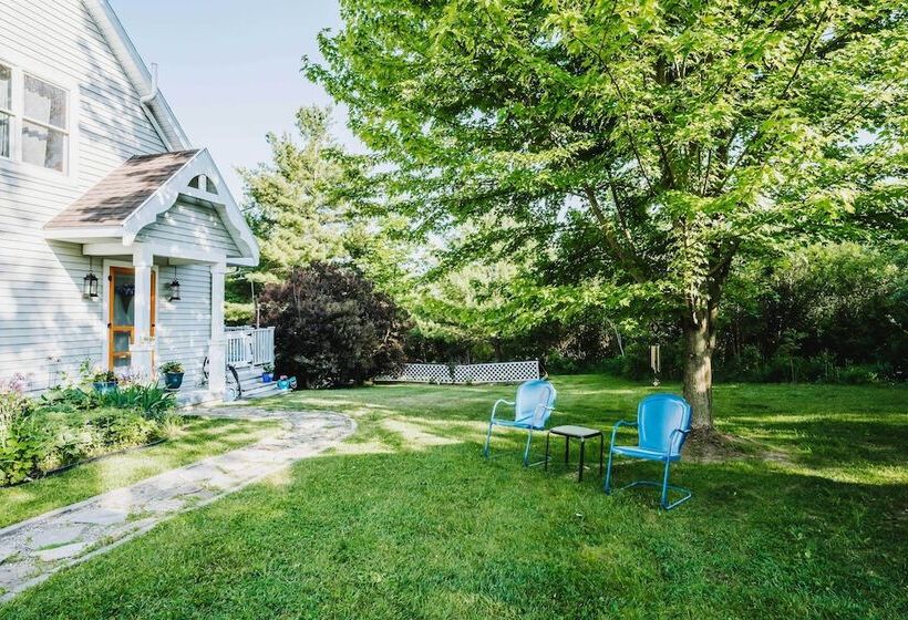 Finger Lakes Home W/ Private Pool & Lake Views!