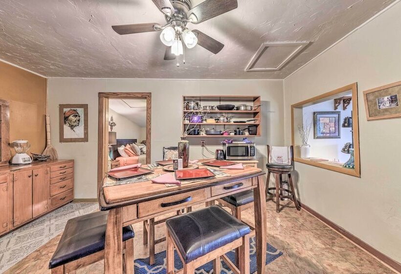 Cozy High Rolls Cottage Near Hiking Trails!