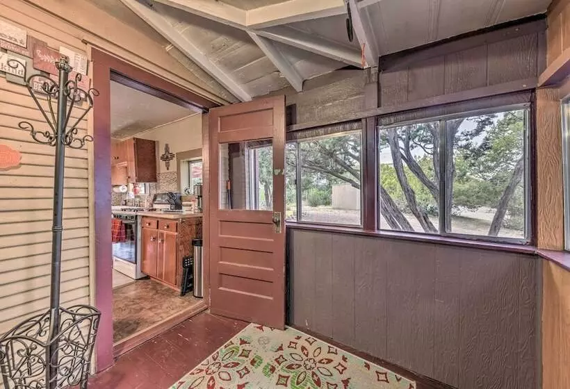Cozy High Rolls Cottage Near Hiking Trails!