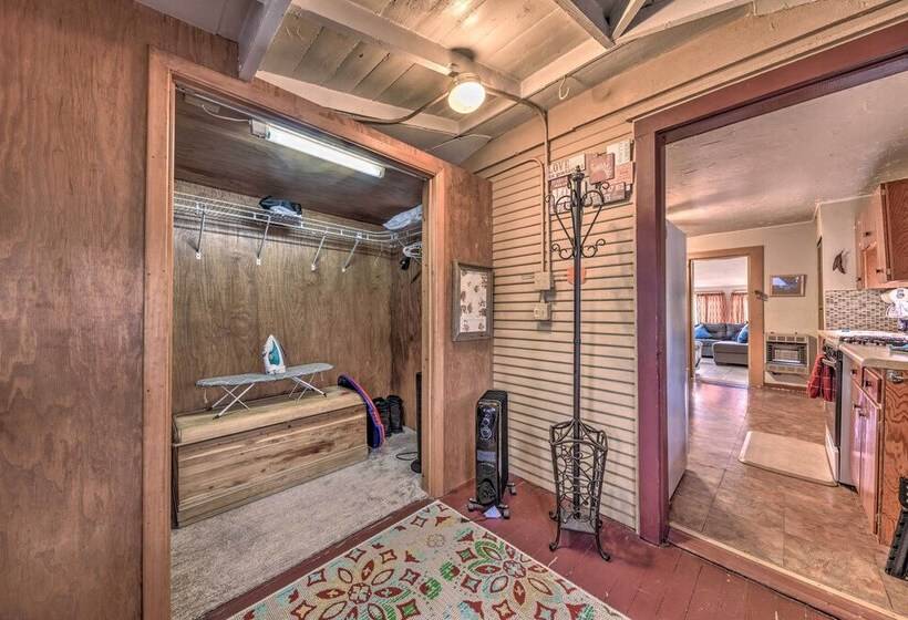 Cozy High Rolls Cottage Near Hiking Trails!