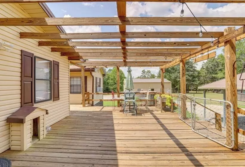 Tumbling Shoals Home W/ Private Yard + Grill!