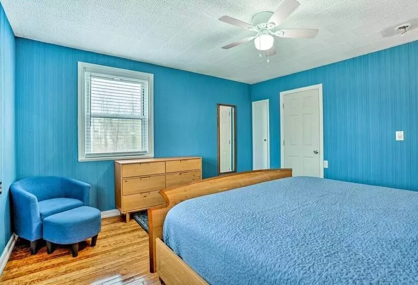 Family Vacation Rental: 18 Mi To Philadelphia