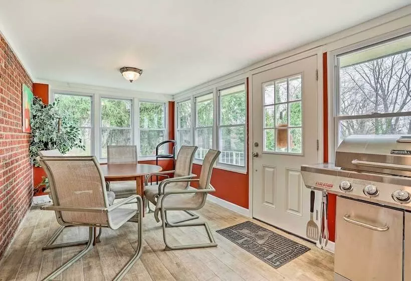 Family Vacation Rental: 18 Mi To Philadelphia