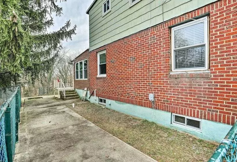 Family Vacation Rental: 18 Mi To Philadelphia