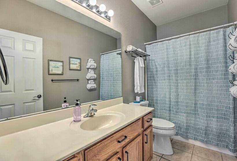 Goodyear Desert Oasis W/ Patio & Game Room!