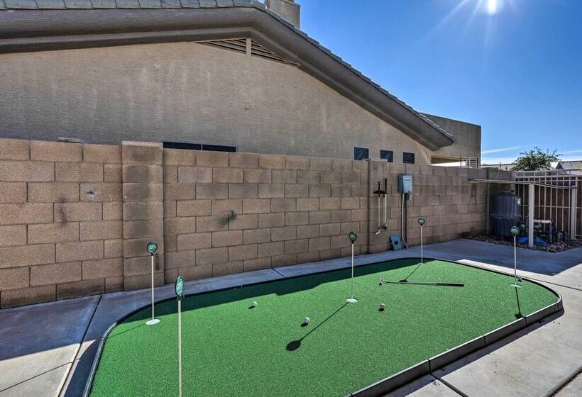 Goodyear Desert Oasis W/ Patio & Game Room!