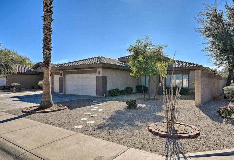 Goodyear Desert Oasis W/ Patio & Game Room!