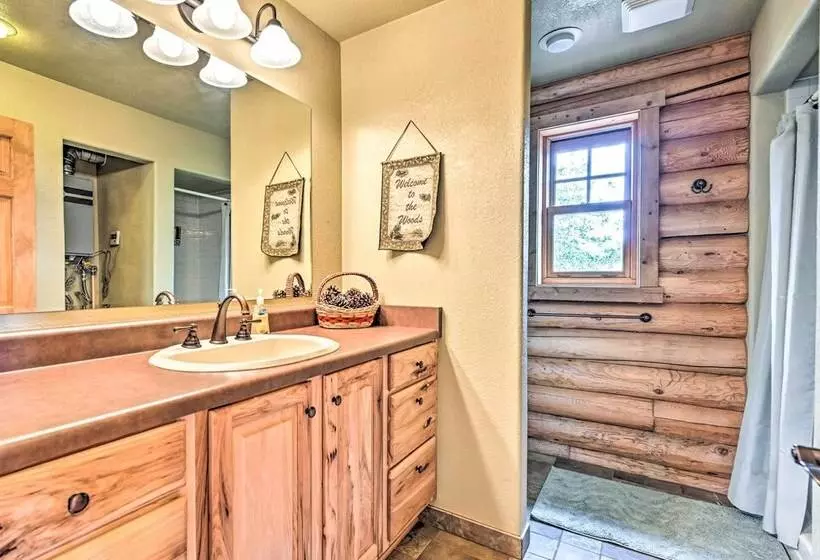 Gorgeous Payson Vacation Home W/ Scenic Views
