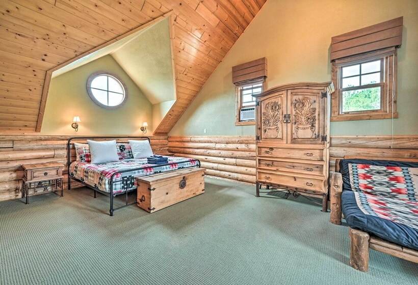 Gorgeous Payson Vacation Home W/ Scenic Views