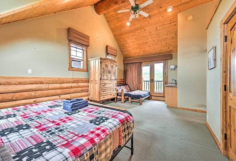 Gorgeous Payson Vacation Home W/ Scenic Views