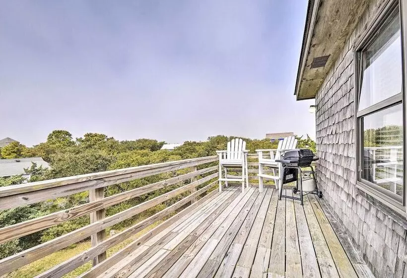 Hatteras Style Salvo Home   Walk To Shore!