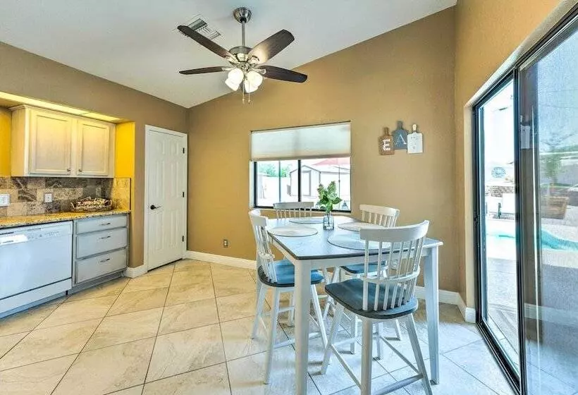 Havasu Vacation Rental W/ Private Pool & Hot Tub!