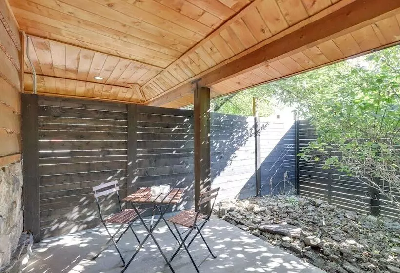 Heber City Home: Private Yard & Hot Tub!