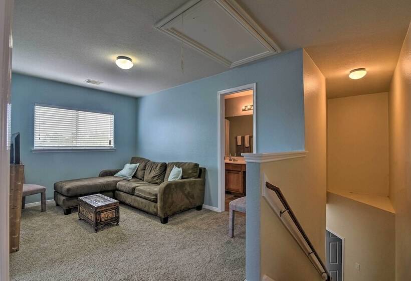 Houston Family Home W/ Yard ~ 8 Mi To Nrg Stadium!