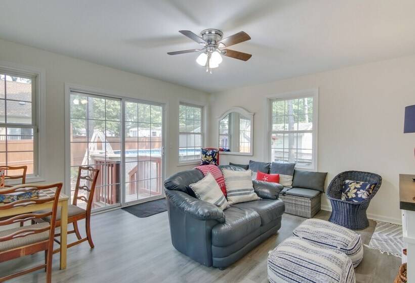 < 4 Mi To Shore: Asteri House In Rehoboth Beach!