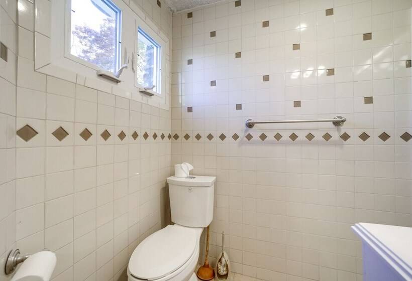 Inviting Waynesville Home Near Main St Shops