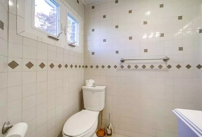 Inviting Waynesville Home Near Main St Shops