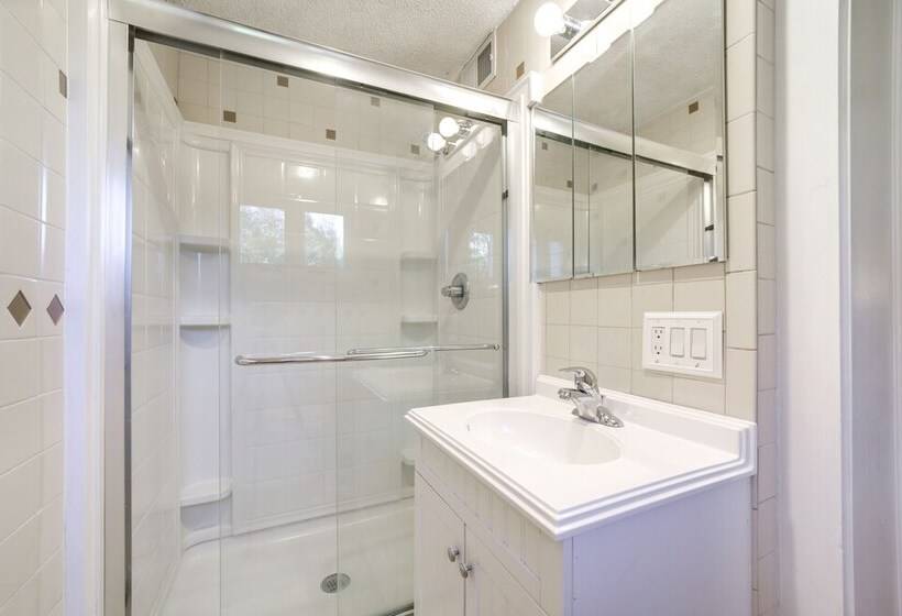 Inviting Waynesville Home Near Main St Shops