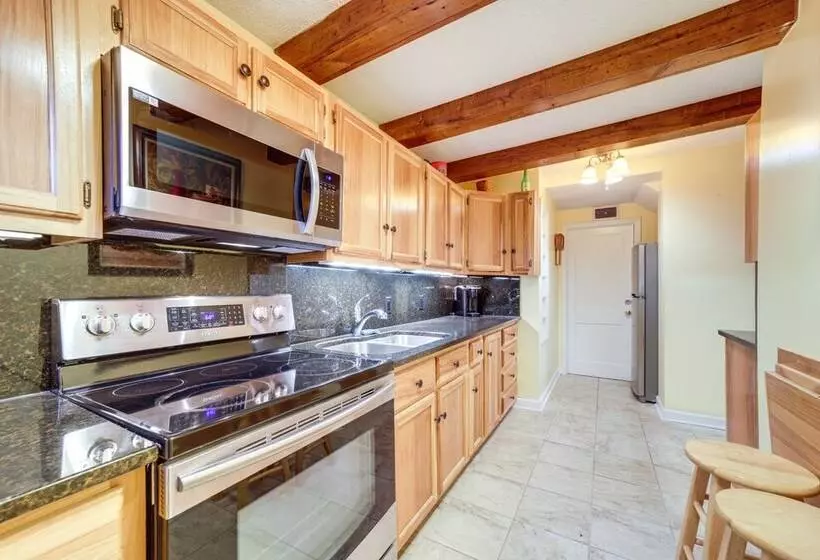 Inviting Waynesville Home Near Main St Shops