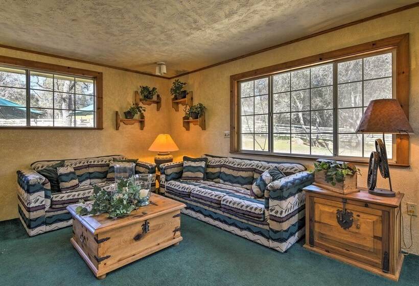 Lavish Sonora Suite On 10 Acres W/ Shared Pool!