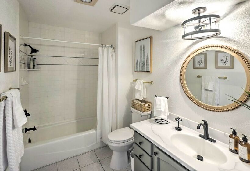 Luxe Home W/ Detached Casita & Furnished Patio!