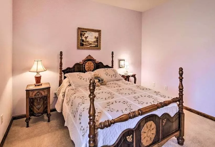 Pet Friendly Abingdon Abode W/ Yard & Grill!