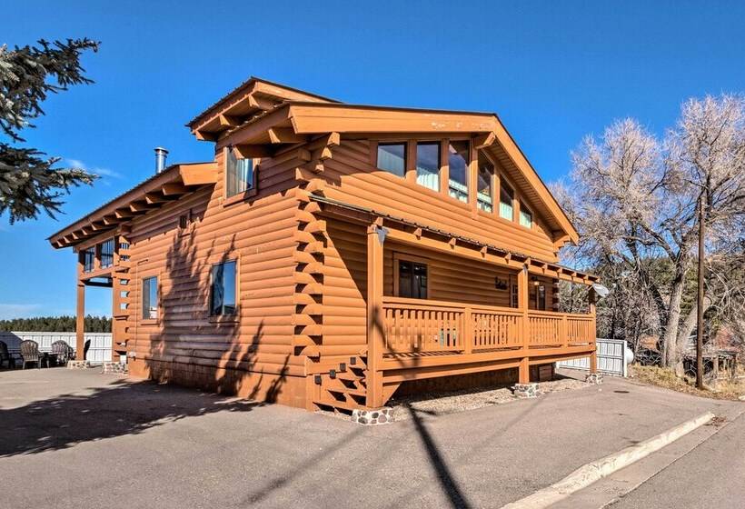 Pet Friendly Cloudcroft Cabin: Walk To Shop, Food