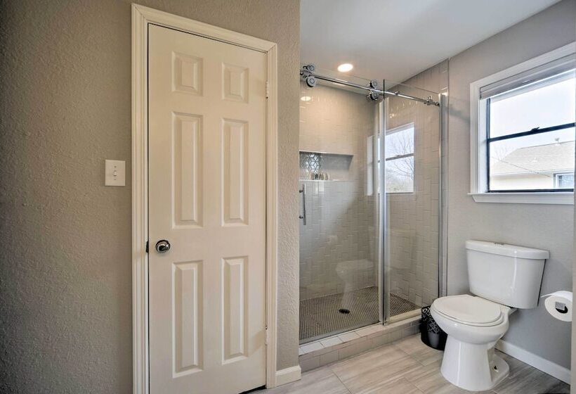 Pet Friendly Round Rock Home W/ Private Pool!