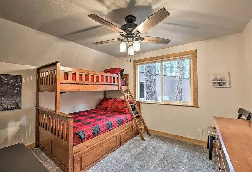 Pinetop Chalet Cabin ~ 1 Mi To Woodland Park