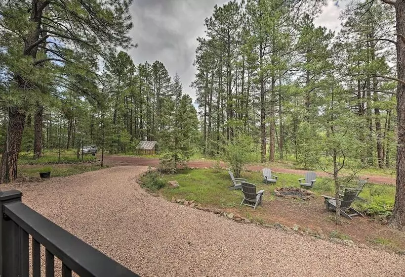 Pinetop Chalet Cabin ~ 1 Mi To Woodland Park