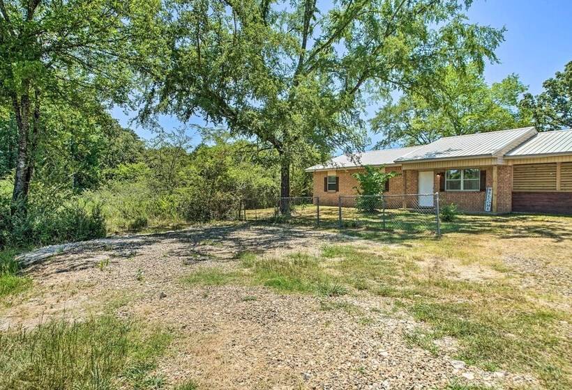 Broken Bow Vacation Rental Home W/ Private Hot Tub