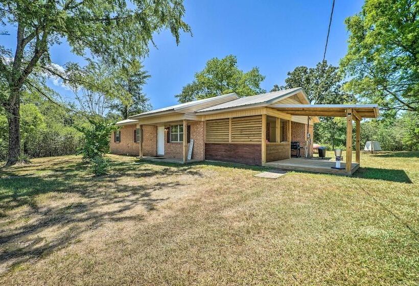 Broken Bow Vacation Rental Home W/ Private Hot Tub