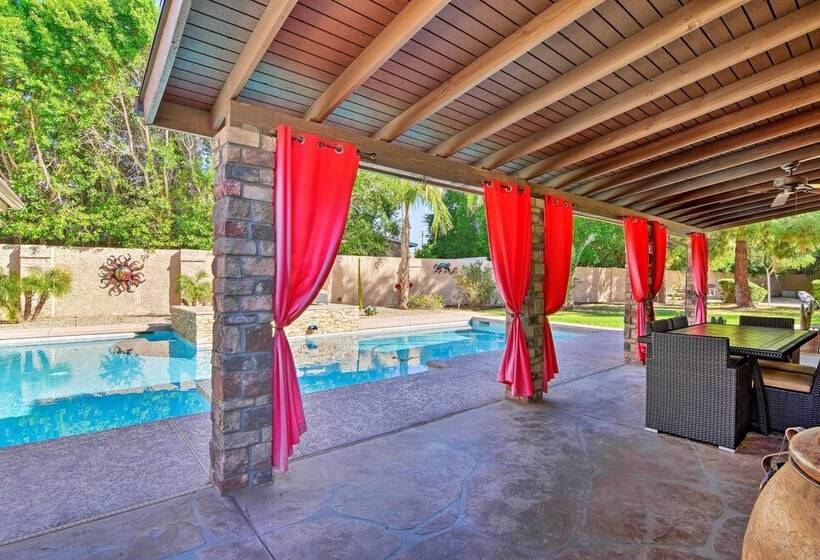 Red Mountain Mesa Oasis: Pool, Bar & Game Room!