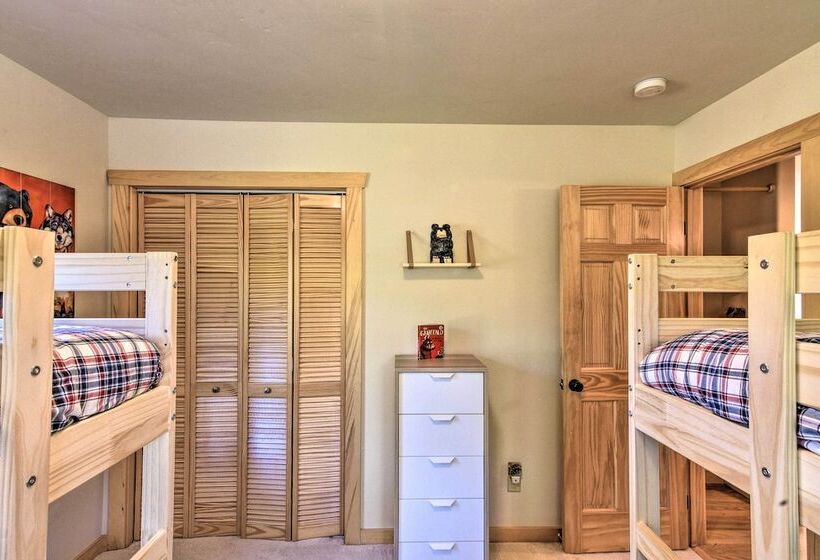 Refined Fairplay Family Retreat W/ Deck+grill