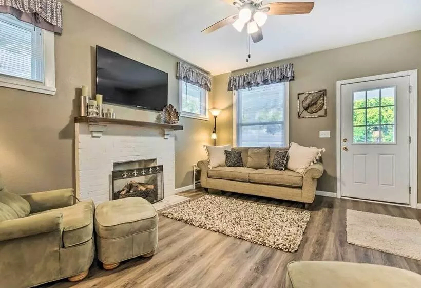 Remodeled Dtwn Hot Springs Home W/ Porch!