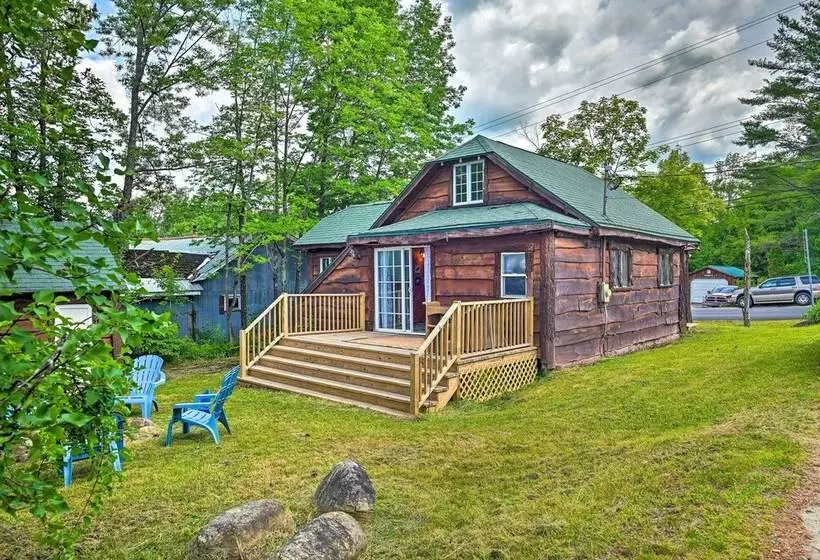 Rustic Caroga Lake Retreat: Fish, Hike & Ski!