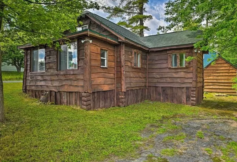 Rustic Caroga Lake Retreat: Fish, Hike & Ski!